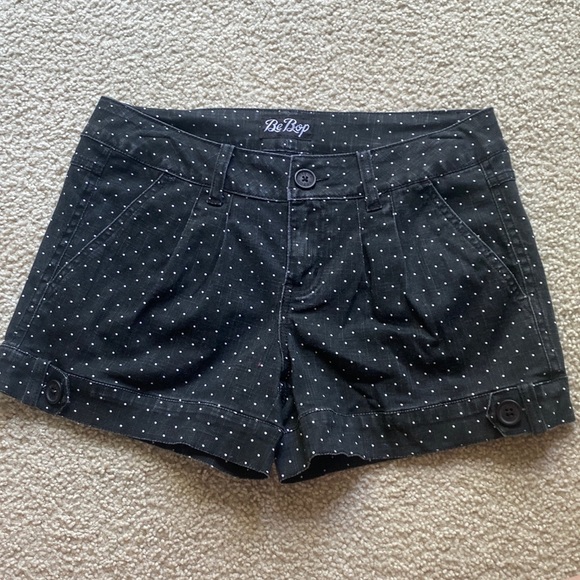 Vintage Y2K BeBop Polka Dot Shorts — Size 5!! - Picture 1 of 8